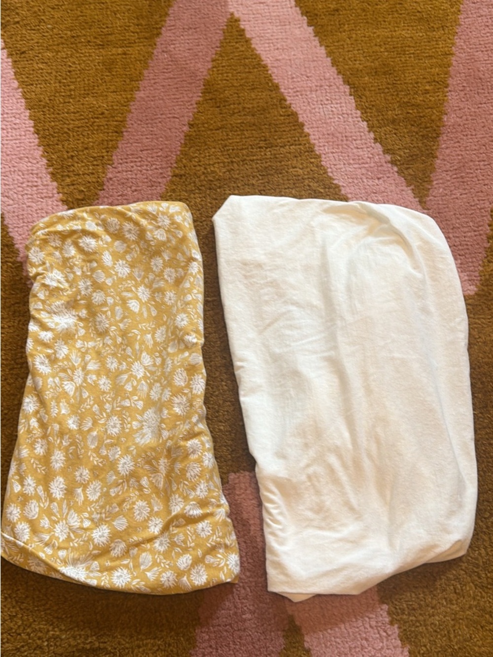 Nestig Mini crib sheet set